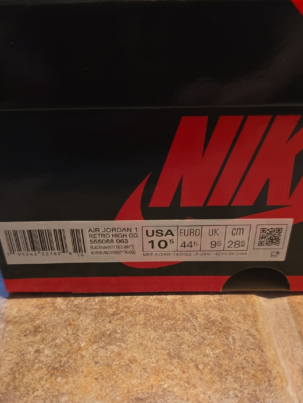 Jordan 1 Retro High Patent Bred 555088 063 Size 10.5 (New)! - Picture 2 of 6